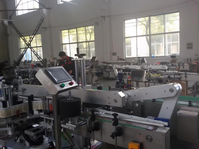 เครื่องติดสติกเกอร์ติดด้วยตนเอง 350 มล. สำหรับขวดกลม 1.5KW