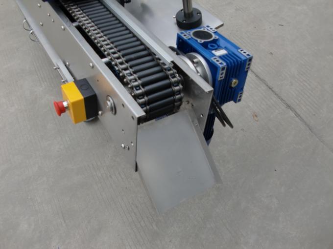 เส้นผ่านศูนย์กลาง 12-25 มม. รอบขวดสติกเกอร์ติดด้วยตนเองเครื่องติดฉลากอัตโนมัติสำหรับเครื่องสำอางค์ลิปสติ๊ก