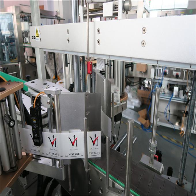 เครื่องติดฉลากขวดพลาสติกสำหรับผลิตภัณฑ์เคมี PLC และระบบควบคุมหน้าจอสัมผัส