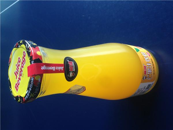 เครื่องติดฉลากด้วยตนเอง, เครื่องติดฉลากแบบติดฉลากแนวตั้งสี่เส้น