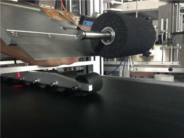 หน้าจอสัมผัส PLC เครื่องติดฉลากสติกเกอร์อัตโนมัติหน้ากาก Comestic / หน้ากากกล่อง