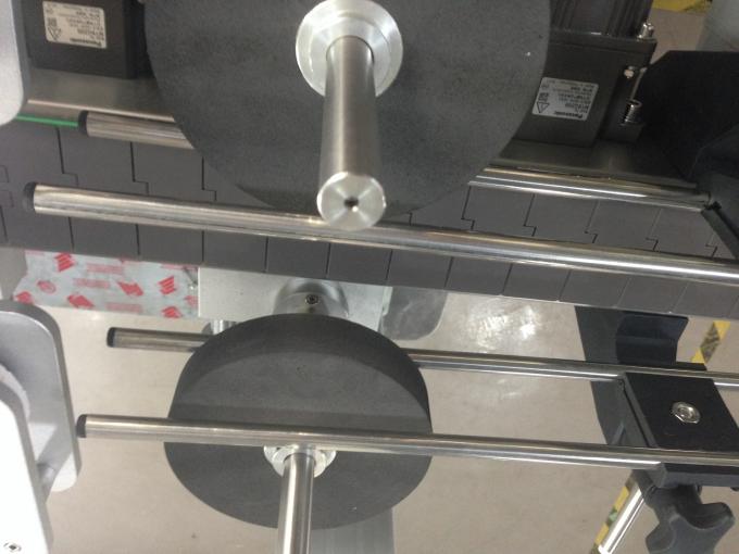 เครื่องติดฉลากสติกเกอร์ขวด, เครื่องติดฉลากกาวสำหรับฉลากสติ๊กเกอร์