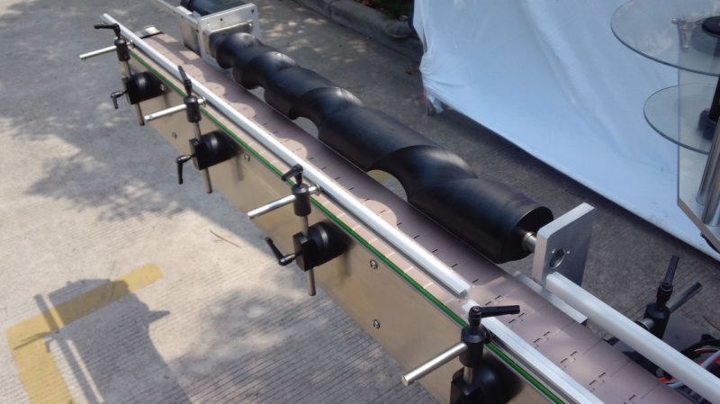 เครื่องติดฉลากขวดกลมจีน