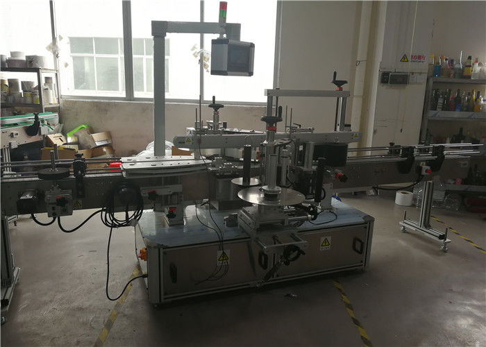 เครื่องติดฉลากขวดพลาสติกของจีนสำหรับผลิตภัณฑ์เคมีผู้จัดจำหน่าย PLC และระบบควบคุมหน้าจอสัมผัส