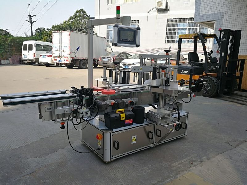 ขวดแชมพูจีนเครื่องติดฉลากเหนียวสองด้านผู้จัดจำหน่ายอัตโนมัติเต็มรูปแบบ