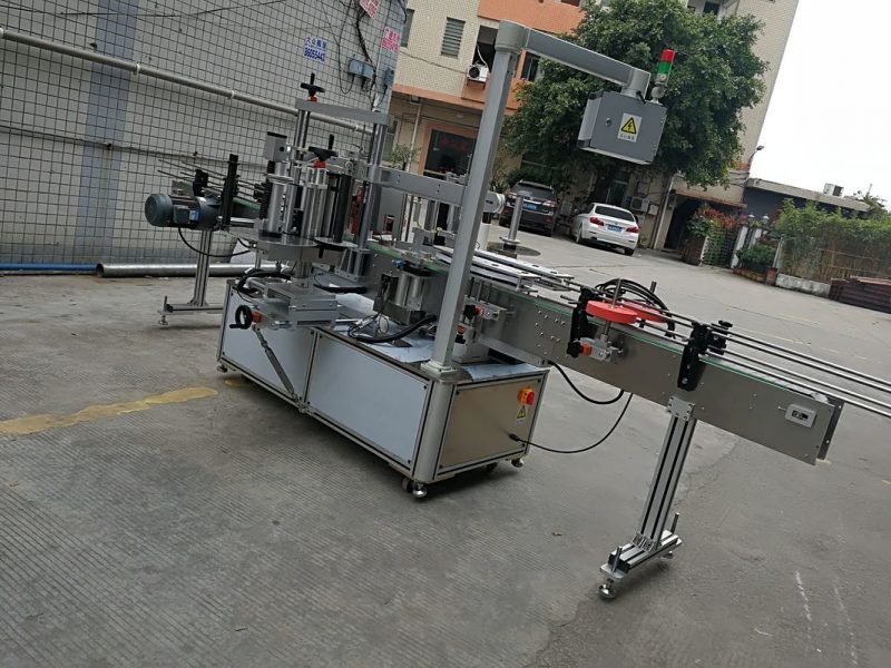 เครื่องติดฉลากสติกเกอร์ติดด้วยตนเองของจีนพร้อมผู้จัดจำหน่าย 200BS / นาทีความเร็วสูง